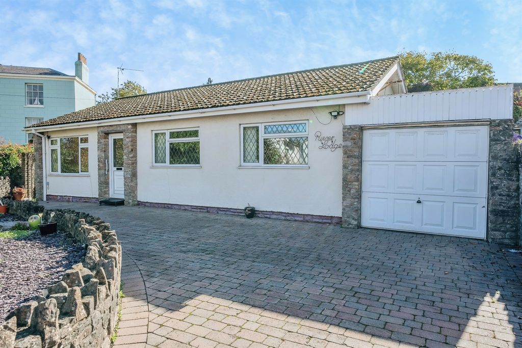 Property photo 1 of 15