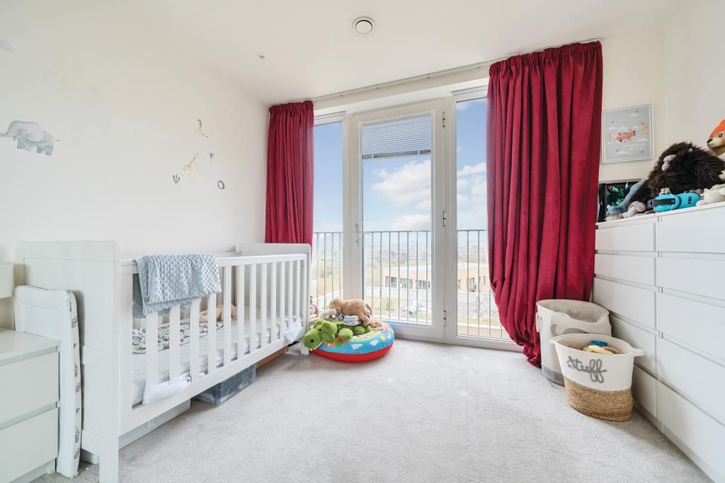 Property photo 2 of 9 Bedroom