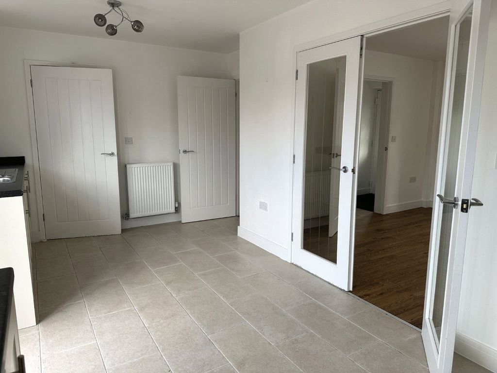 Property photo 3 of 12 Picture No. 05