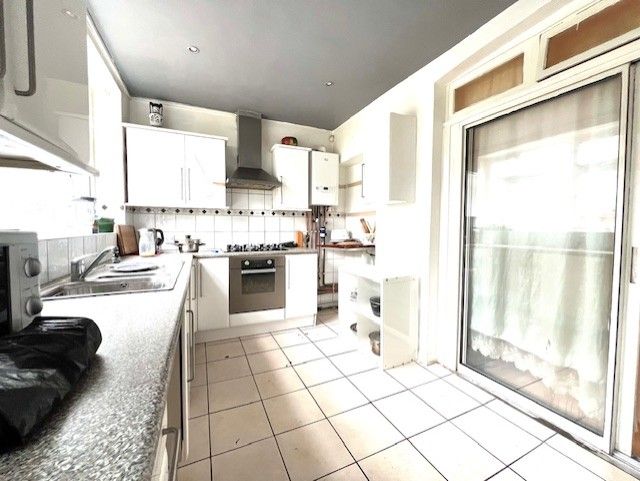 Property photo 2 of 7