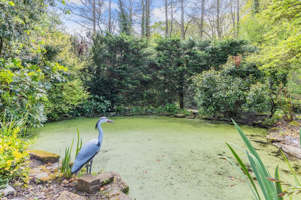 Additional image 21 of 3 bed end terrace house for saleEast Grinstead Road, Lingfield RH7