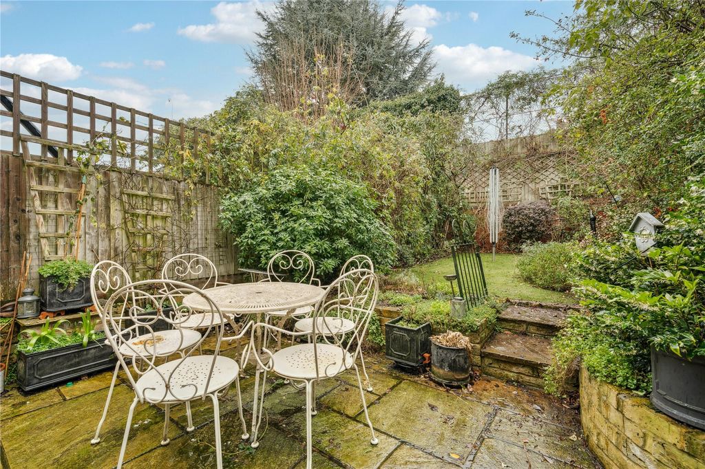 Property photo 2 of 10 Picture No. 13