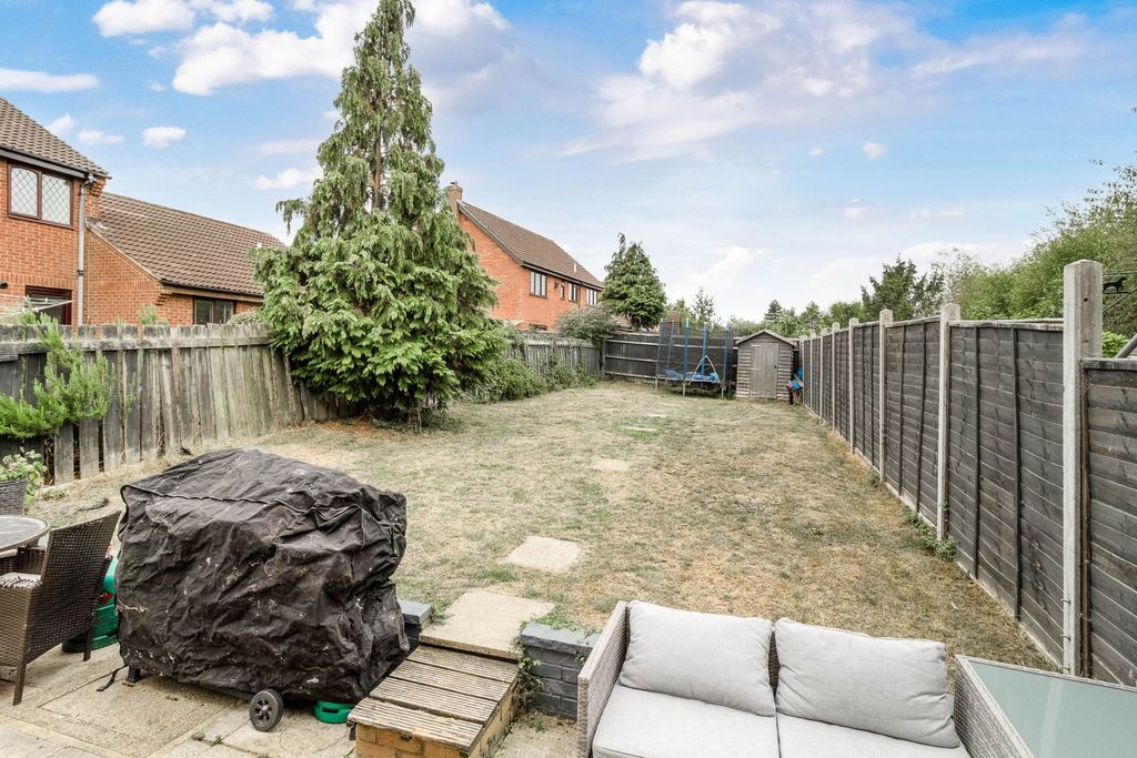 Property photo 3 of 17