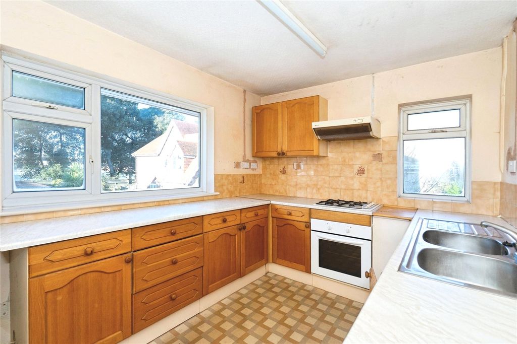 Property photo 2 of 12 Picture No. 07