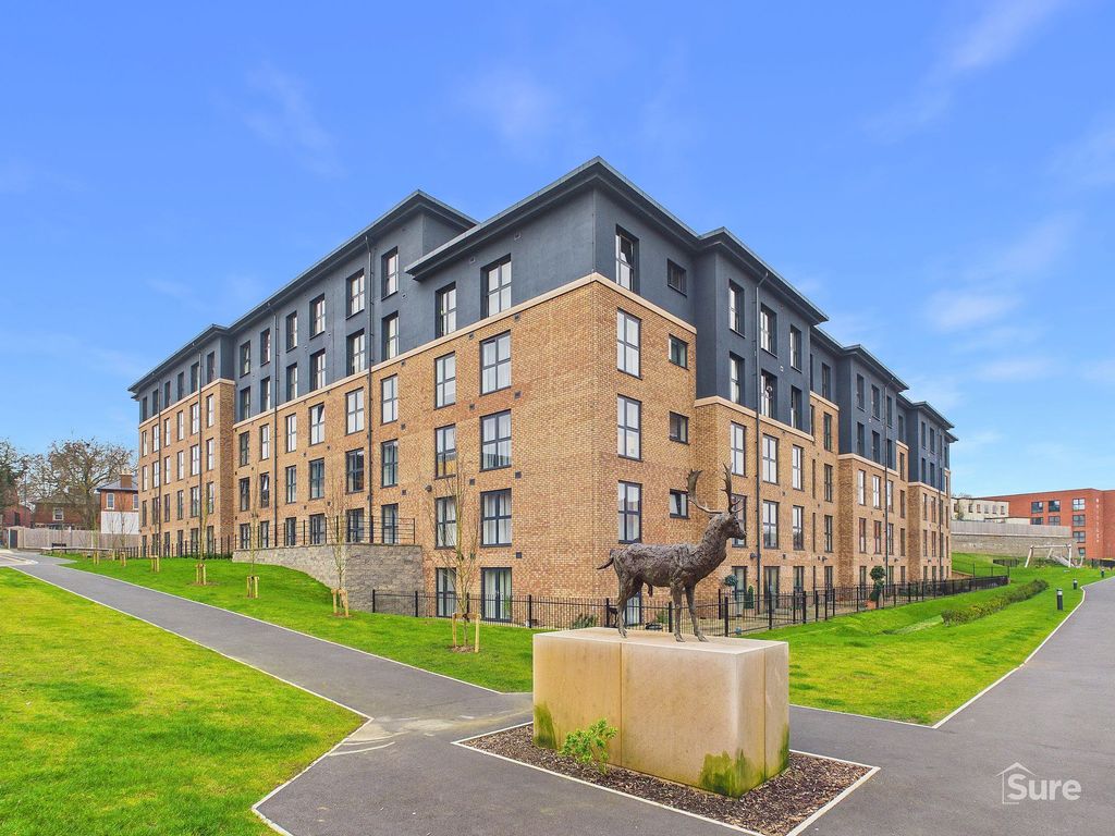 Property photo 2 of 20