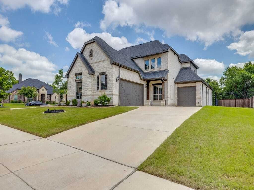 Property photo 1 of 25