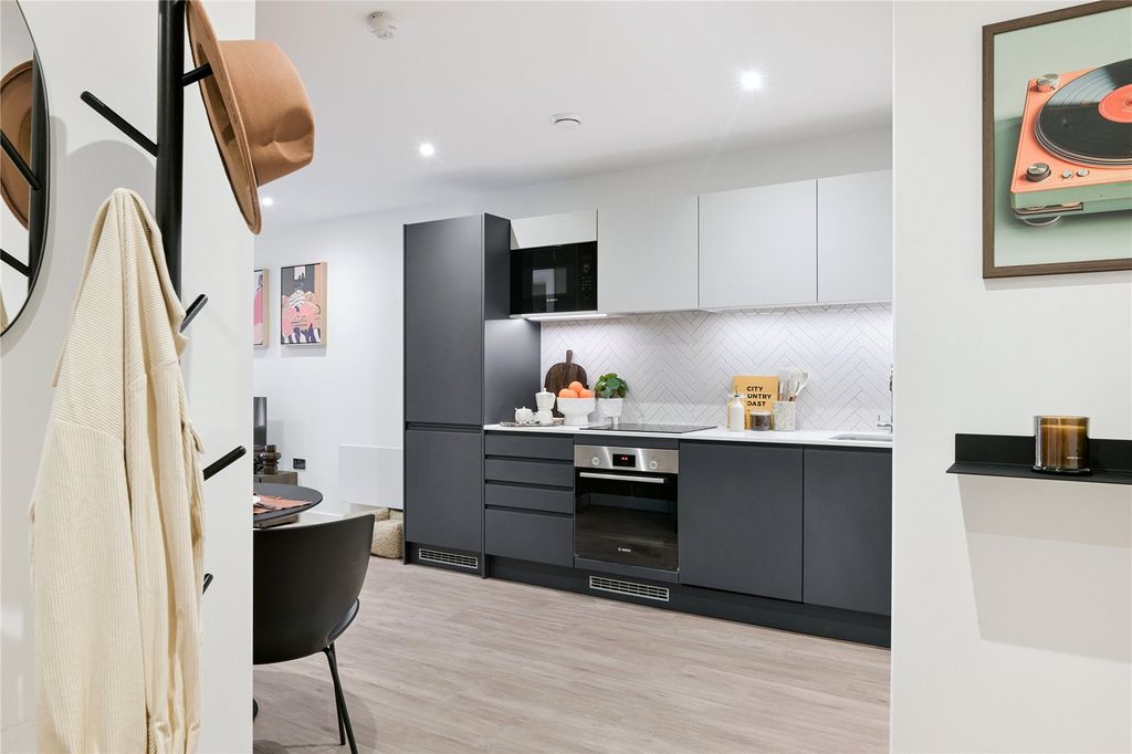 Property photo 2 of 12 Picture No. 08