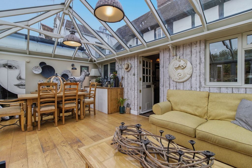 Additional image 9 of 4 bed end terrace house for sale105 High Street, Pershore, Worcestershire. WR10