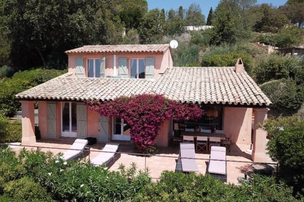 Property photo 2 of 7