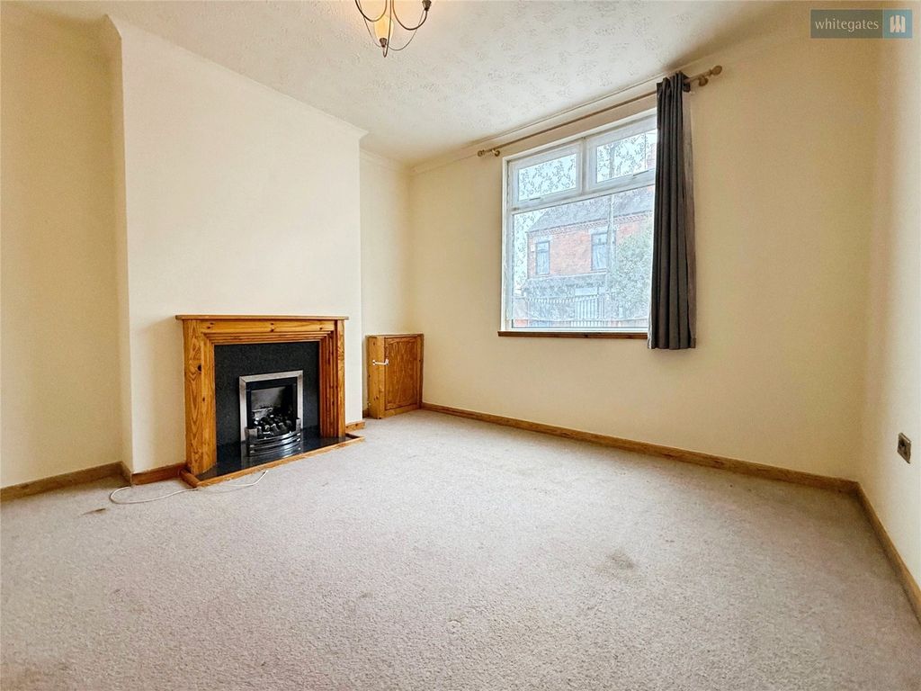 Property photo 2 of 13 Picture No. 12