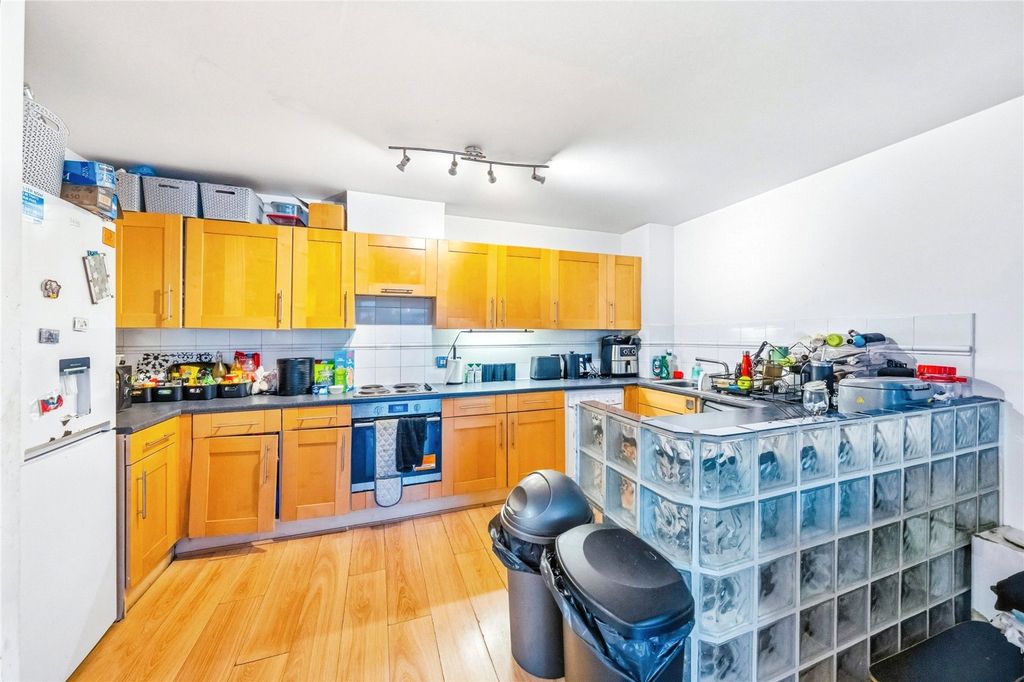 Property photo 2 of 10 Picture No. 04