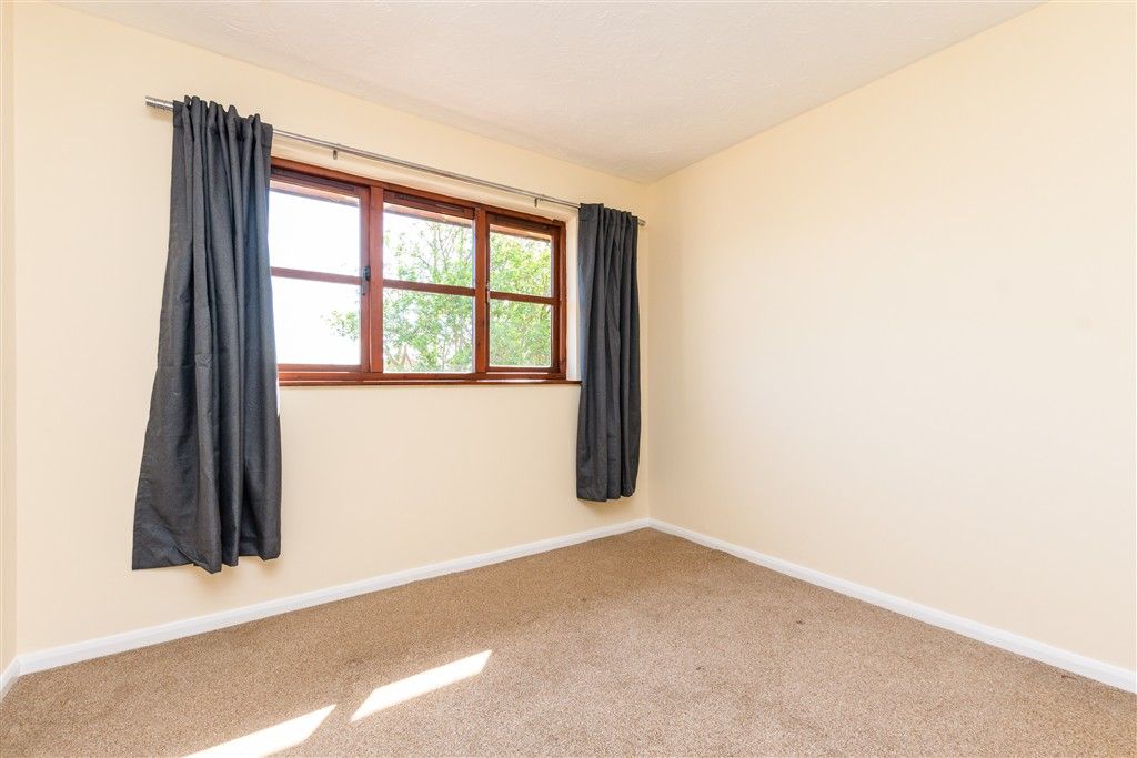 Property photo 2 of 11 Bedroom