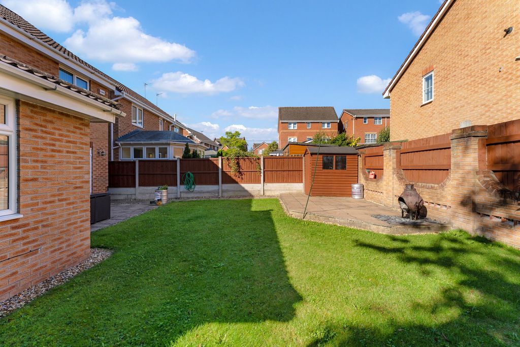 Property photo 2 of 30