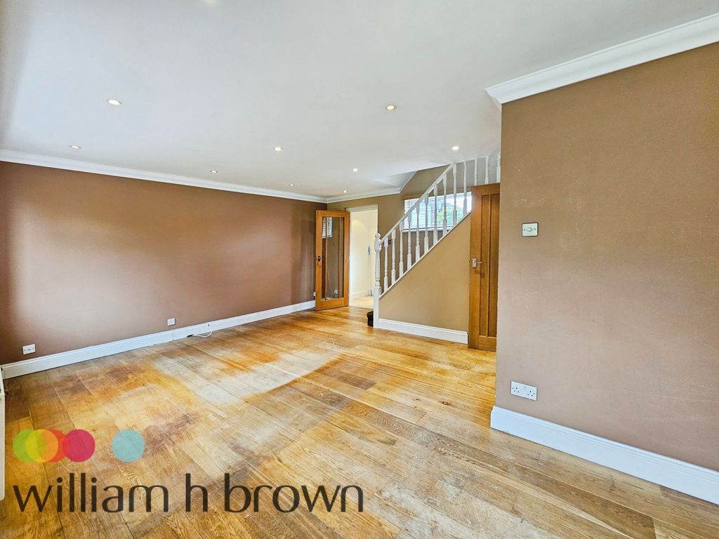 Property photo 1 of 15 Image