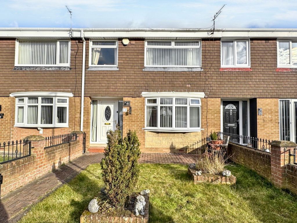 Property photo 1 of 18