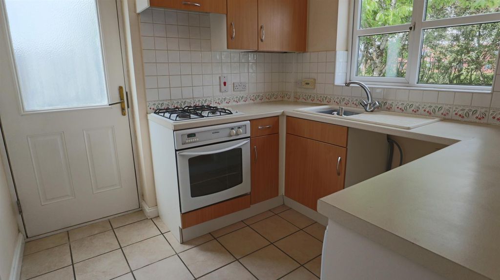 Property photo 3 of 14 Img_0071.Jpg