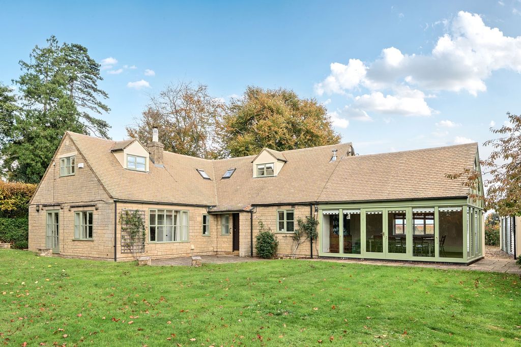 Property photo 1 of 23 Rear