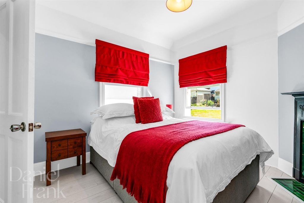 Additional image 40 of 5 bed detached house for saleThe Uplands, Loughton IG10