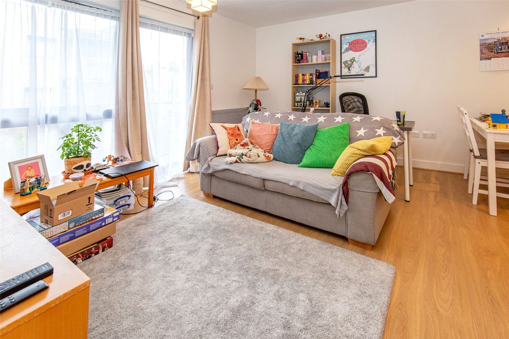 Property photo 1 of 8 Picture No. 01