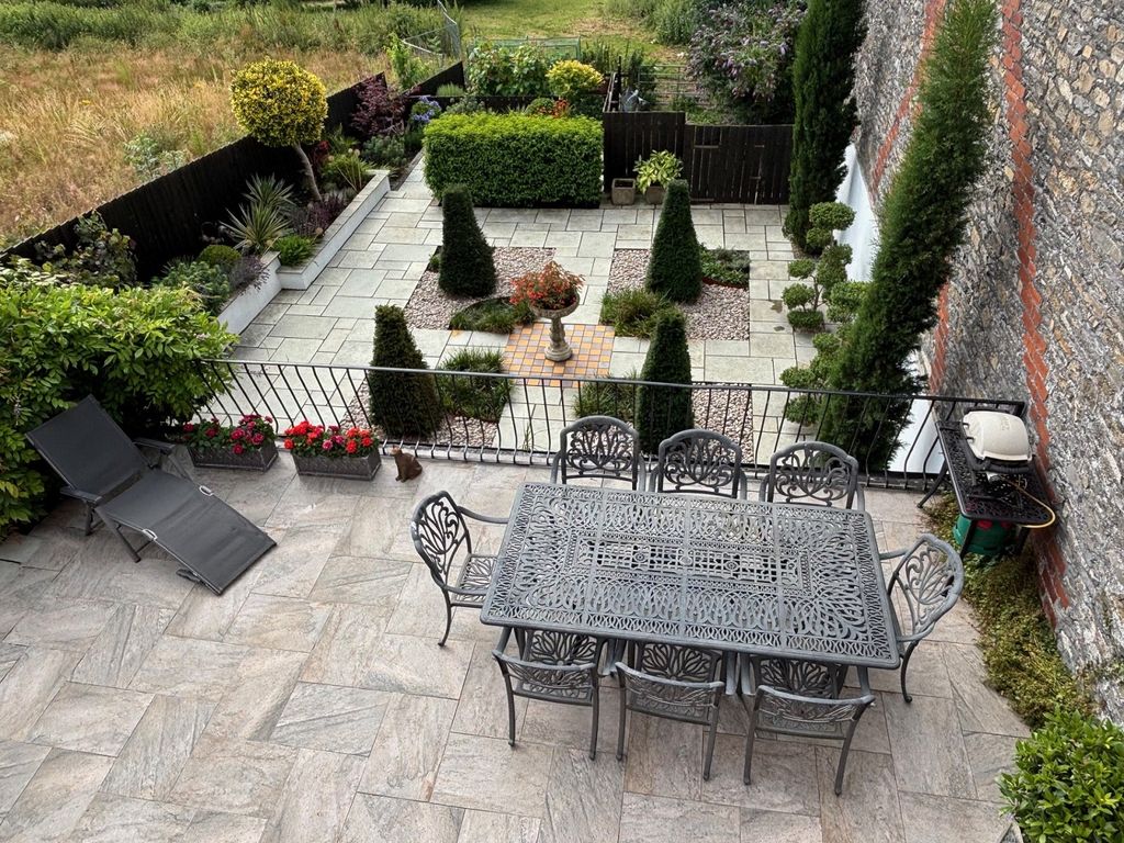 Property photo 2 of 40 Not Specified