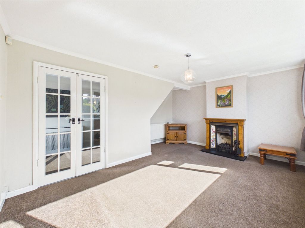 Property photo 3 of 19 Picture No. 05
