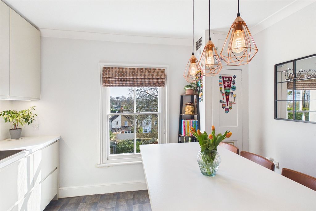 Additional image 4 of 3 bed maisonette for saleLaburnham Road, Maidenhead, Berkshire SL6