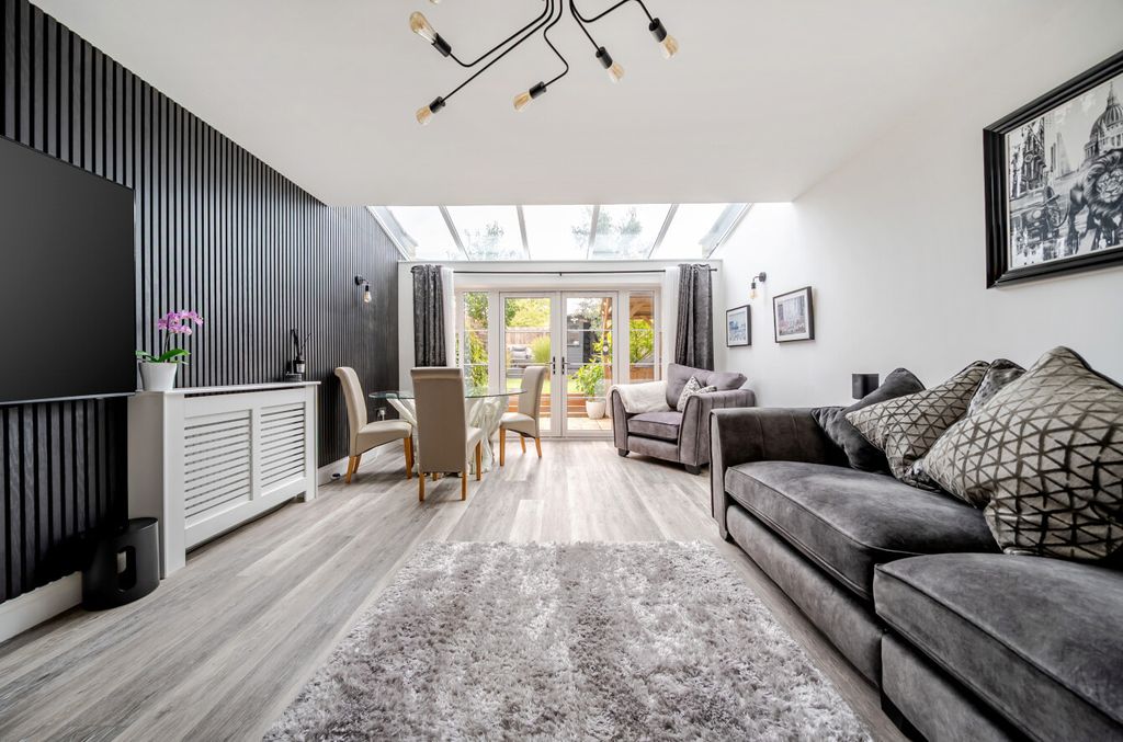 Property photo 2 of 25 1525475-4-6Ab4F28...
