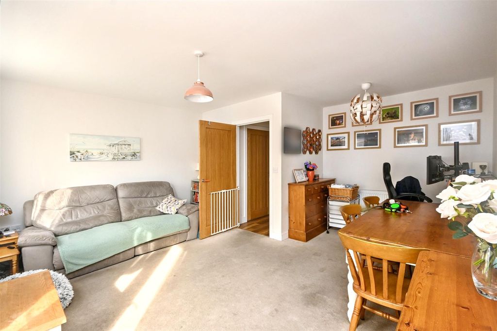 Property photo 2 of 17 Dsc_1424.Jpg