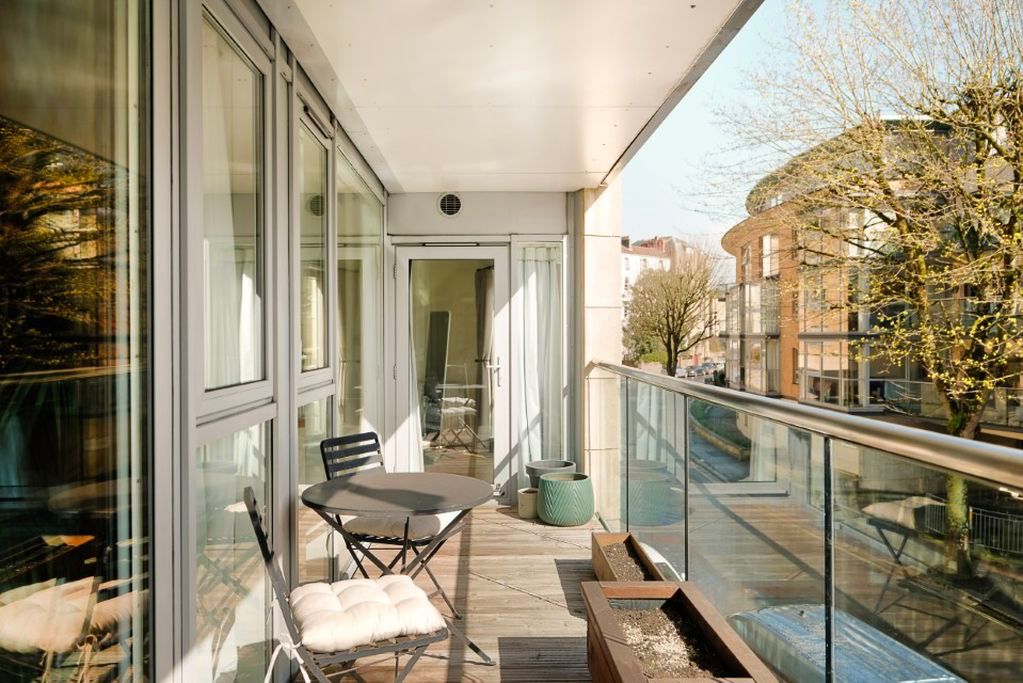 Property photo 3 of 14 Balcony