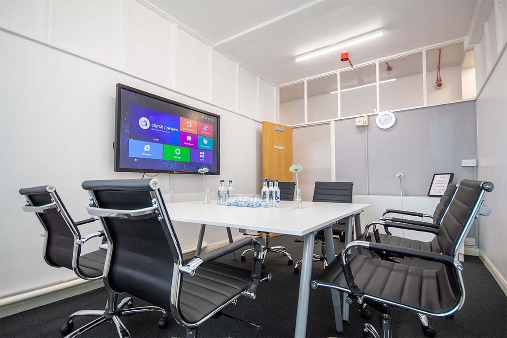 Property photo 3 of 6