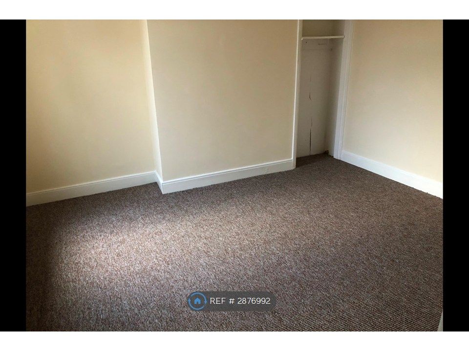 Property photo 3 of 5 Bedroom