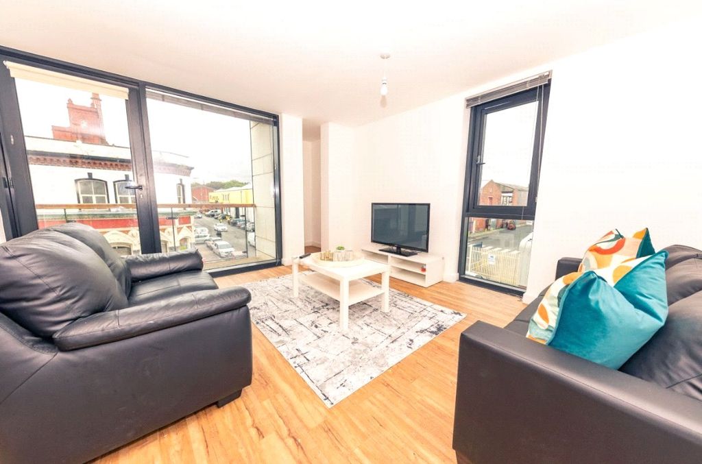 Property photo 1 of 14 Picture No. 15