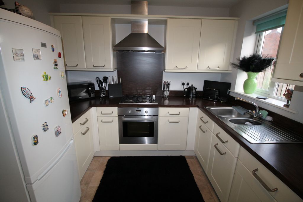 Property photo 2 of 11 Img_9442