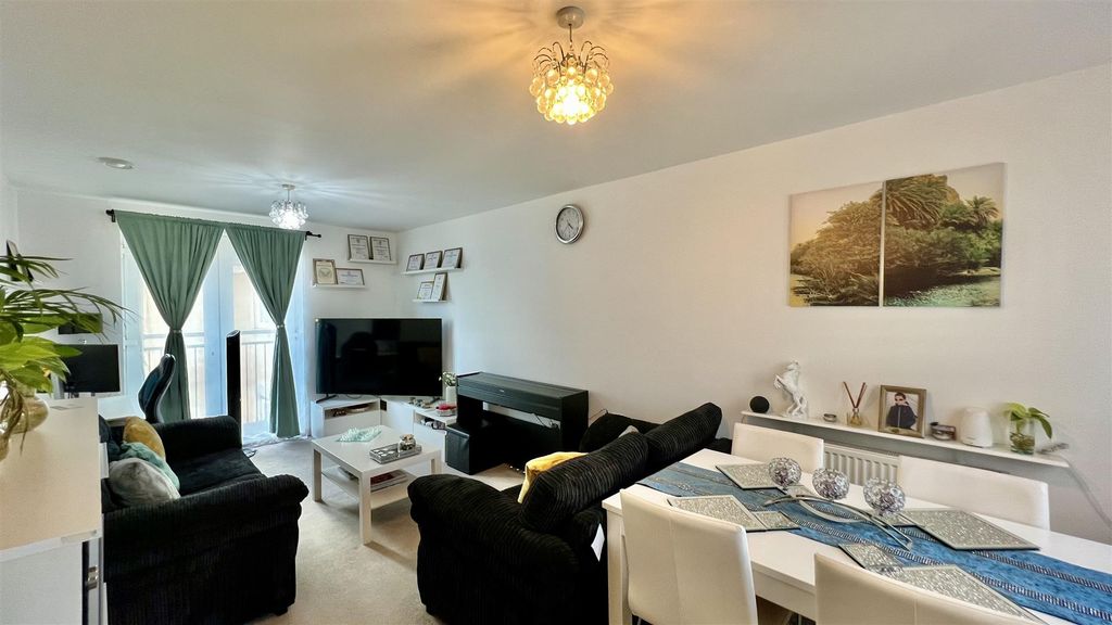 Property photo 3 of 9 Reception Room