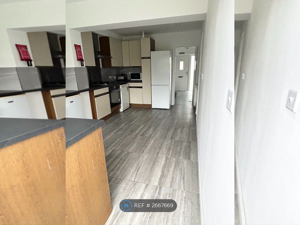 Property photo 3 of 19 Kitchen Angle 3