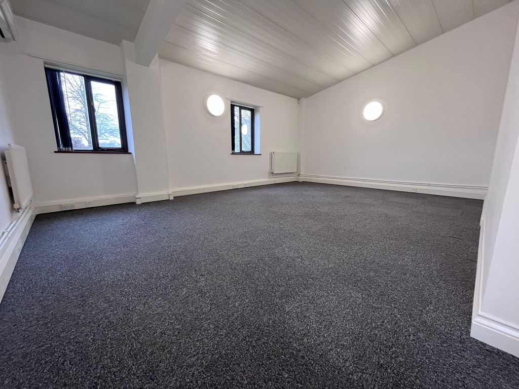 Property photo 3 of 5 Gallery