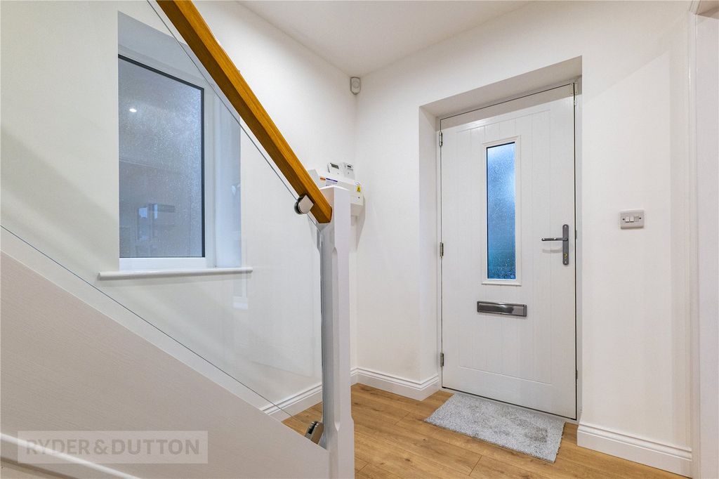 Property photo 3 of 23 Hallway