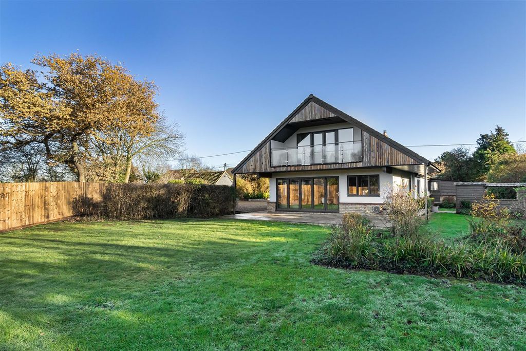 Property photo 3 of 41 15_68760.Jpg