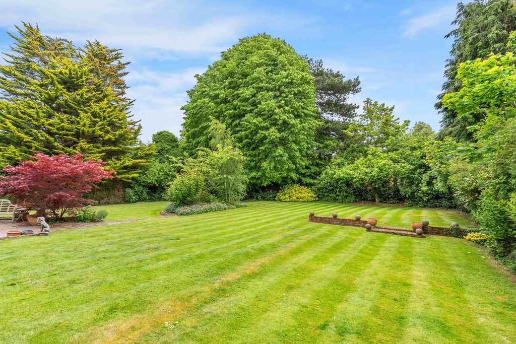 Additional image 65 of 6 bed detached house for saleGreenway, Hutton Mount, Brentwood CM13