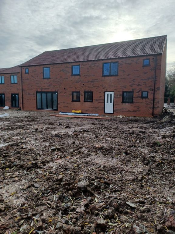 Property photo 3 of 22