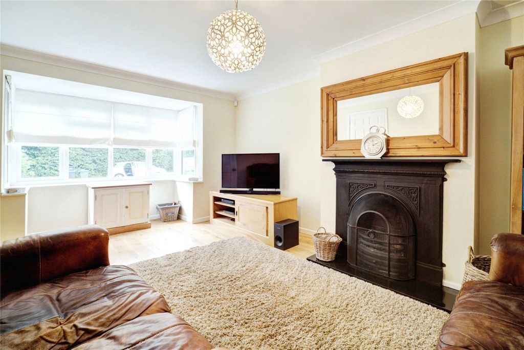 Property photo 3 of 20 Picture No. 02