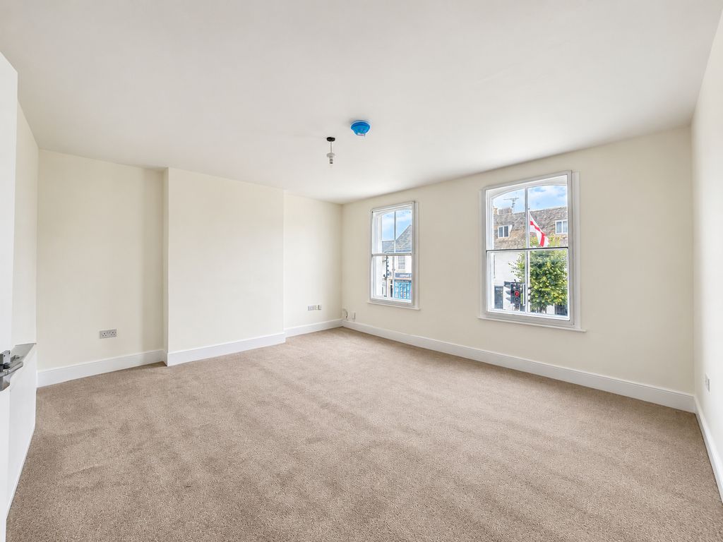 Property photo 3 of 10 8194cc167A2140F8Bf6A77344E0A15c5