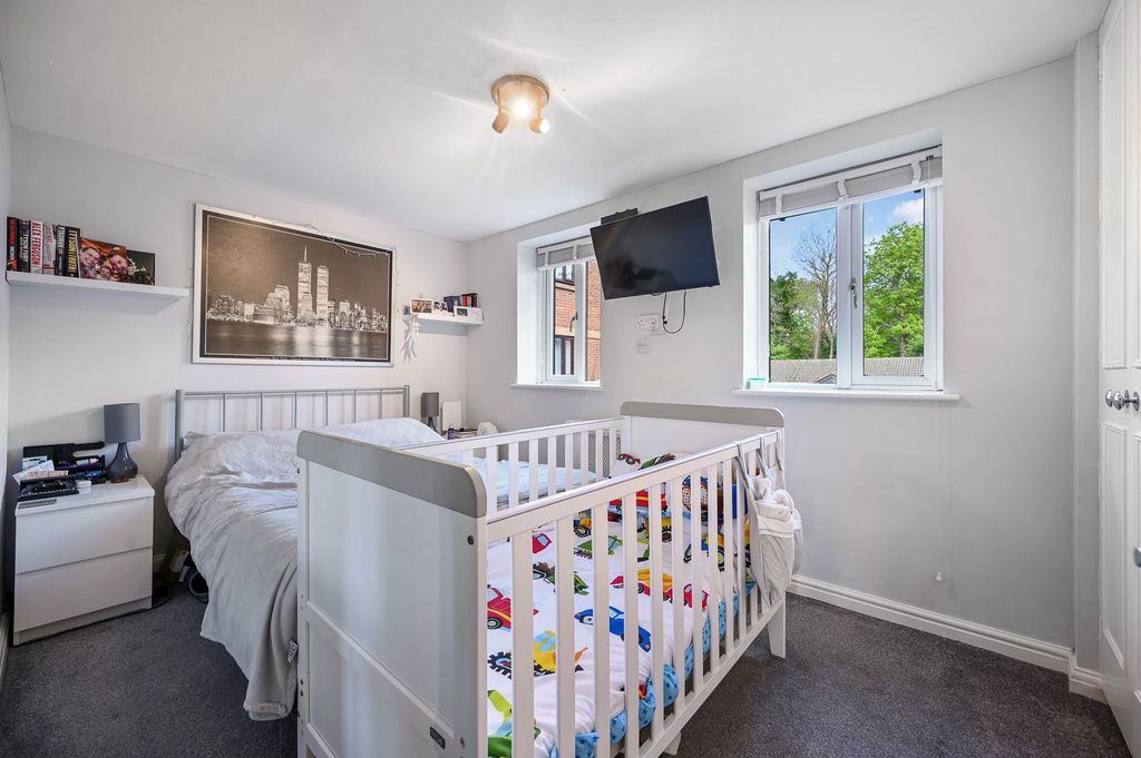 Property photo 3 of 7