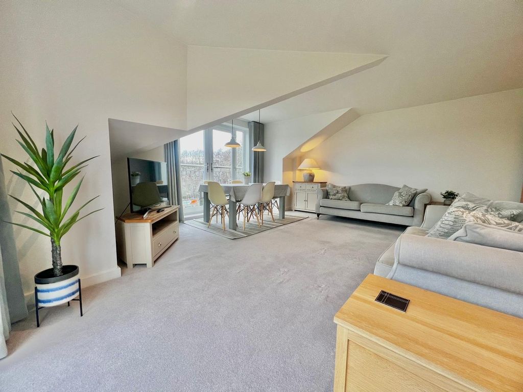 Property photo 3 of 20 Picture No. 37