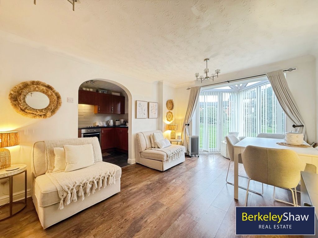 Property photo 2 of 28 Pbox-Img.Jpg