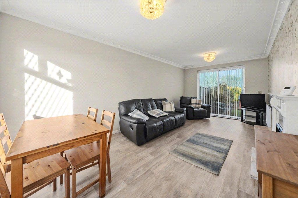 Property photo 2 of 20 Lounge/Diner