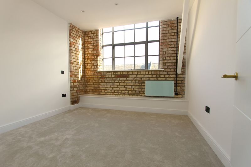 Property photo 3 of 13 Photo 17