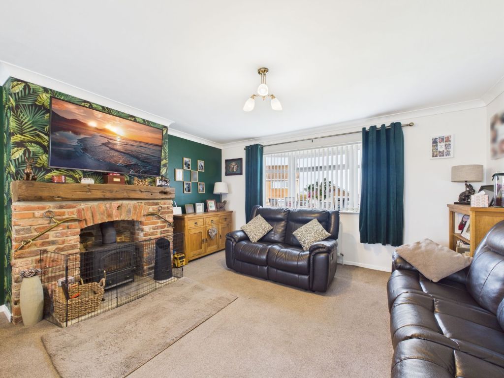 Property photo 2 of 24