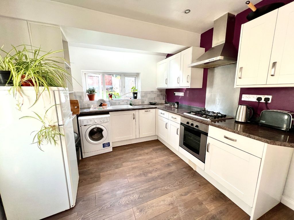 Property photo 3 of 20 1643607