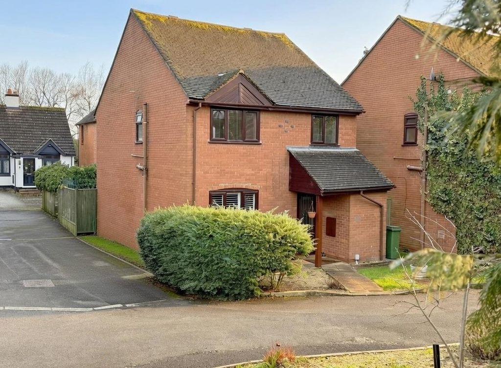 Property photo 1 of 22 2 Front E.Jpg